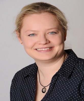 Leading Speaker for Dental Conferences - Susanne Staehlke